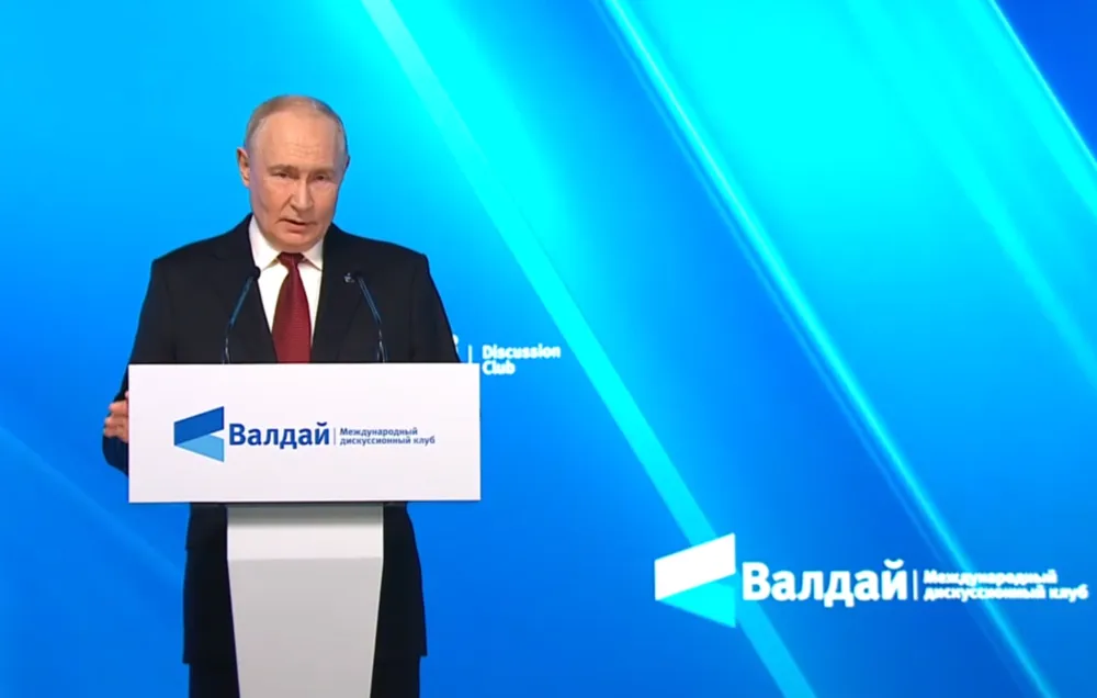Tổng thống Nga Vladimir Putin phát biểu tại Hội nghị thường niên lần thứ 23 của Câu lạc bộ Valdai. Ảnh: TASS