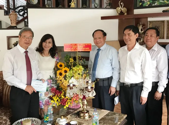 Lãnh đạo TPHCM thăm, chúc mừng Ngày Thầy thuốc Việt Nam 27-2 ảnh 4