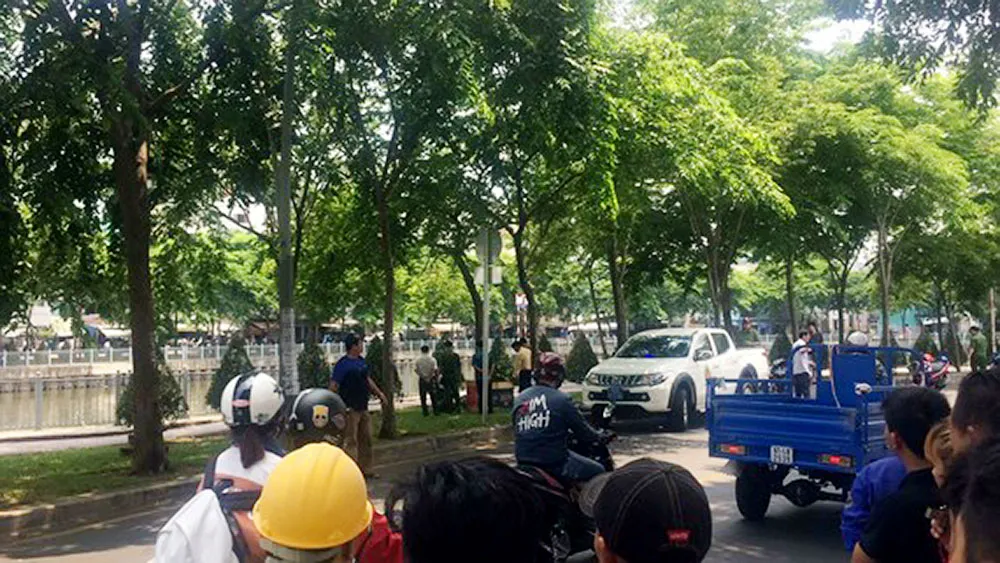 Vụ giáo viên Trường THPT Võ Thị Sáu bị đâm thiệt mạng: Sớm ổn định tâm lý giáo viên, học sinh ảnh 2