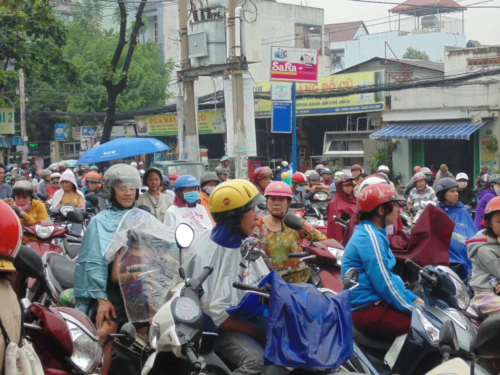 Thi tuyển sinh lớp 10: Đề môn Văn dễ, câu hỏi nghị luận xã hội hơi dài  ảnh 3