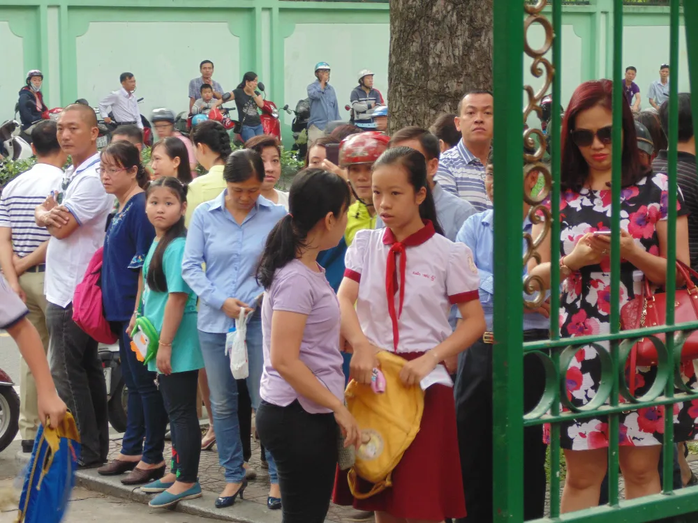 Hơn 4.000 thí sinh căng thẳng tranh suất vào lớp 6 Trường THPT chuyên Trần Đại Nghĩa ảnh 4