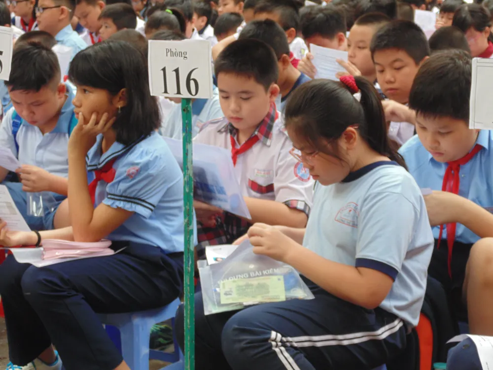 Hơn 4.000 thí sinh căng thẳng tranh suất vào lớp 6 Trường THPT chuyên Trần Đại Nghĩa ảnh 2