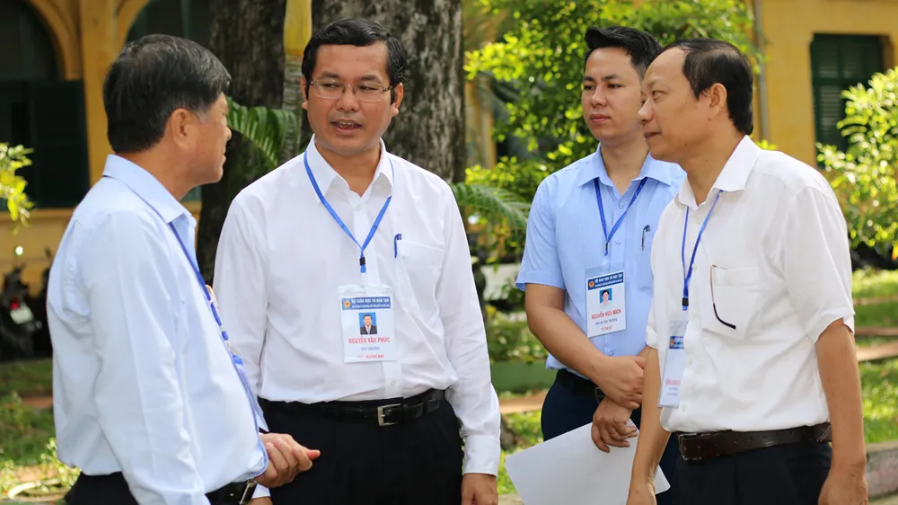 Kỳ thi THPT quốc gia năm 2018: Thí sinh bắt đầu làm bài môn Ngữ văn ảnh 1