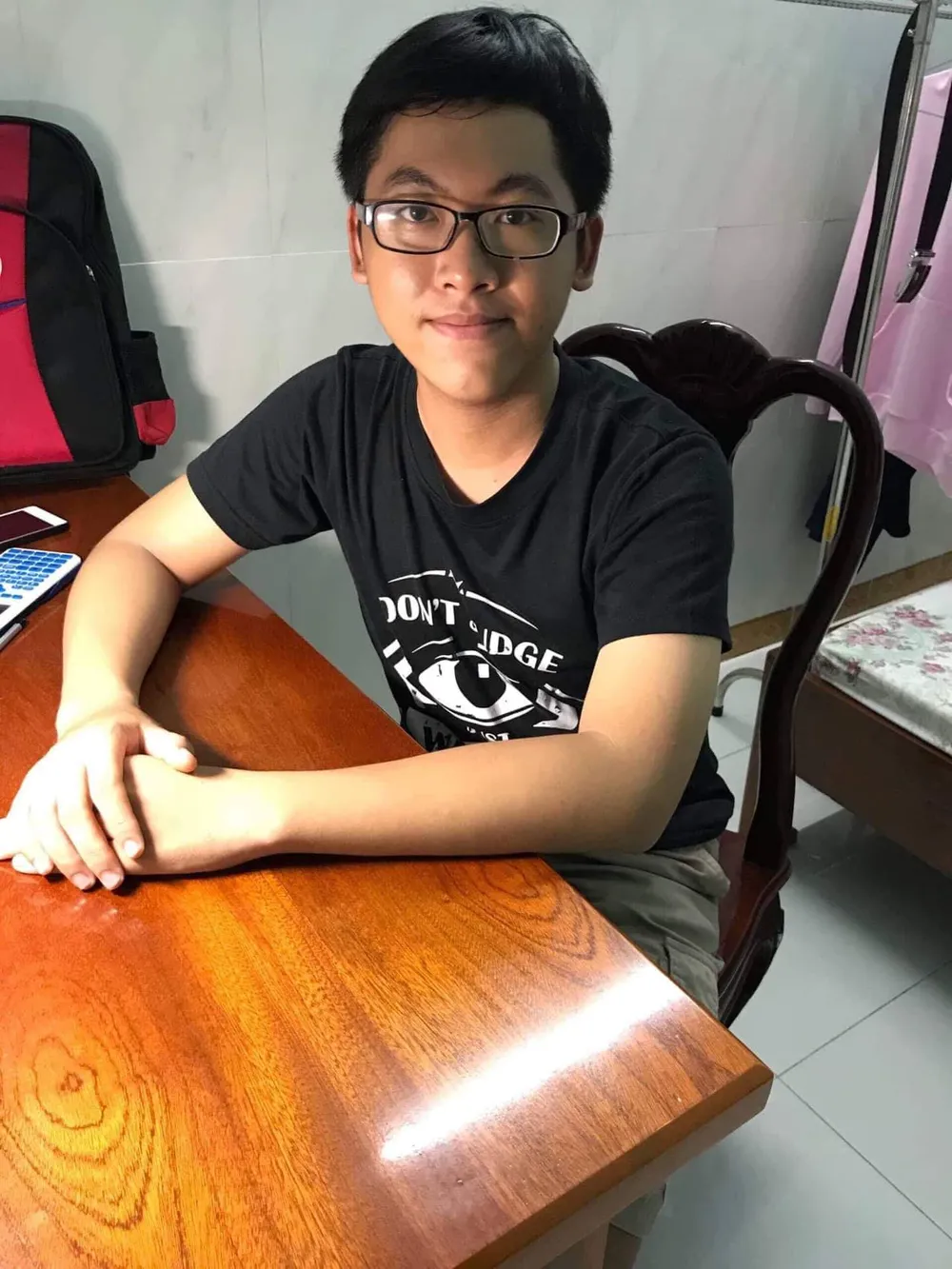 Mơ ước trở thành thầy giáo của thí sinh được điểm 10 duy nhất môn Toán tại TPHCM ảnh 2