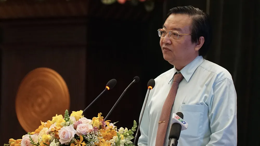 TPHCM: Mỗi giáo viên là một tấm gương đạo đức, tự học và sáng tạo ảnh 2