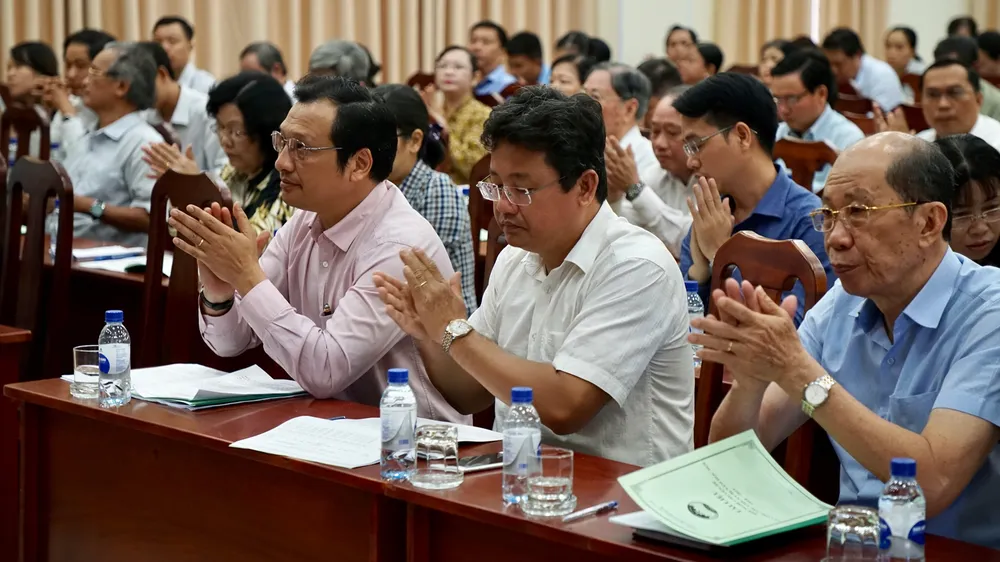 TPHCM “nóng” các vấn đề tuyển sinh, tuyển dụng giáo viên đầu năm học ảnh 2