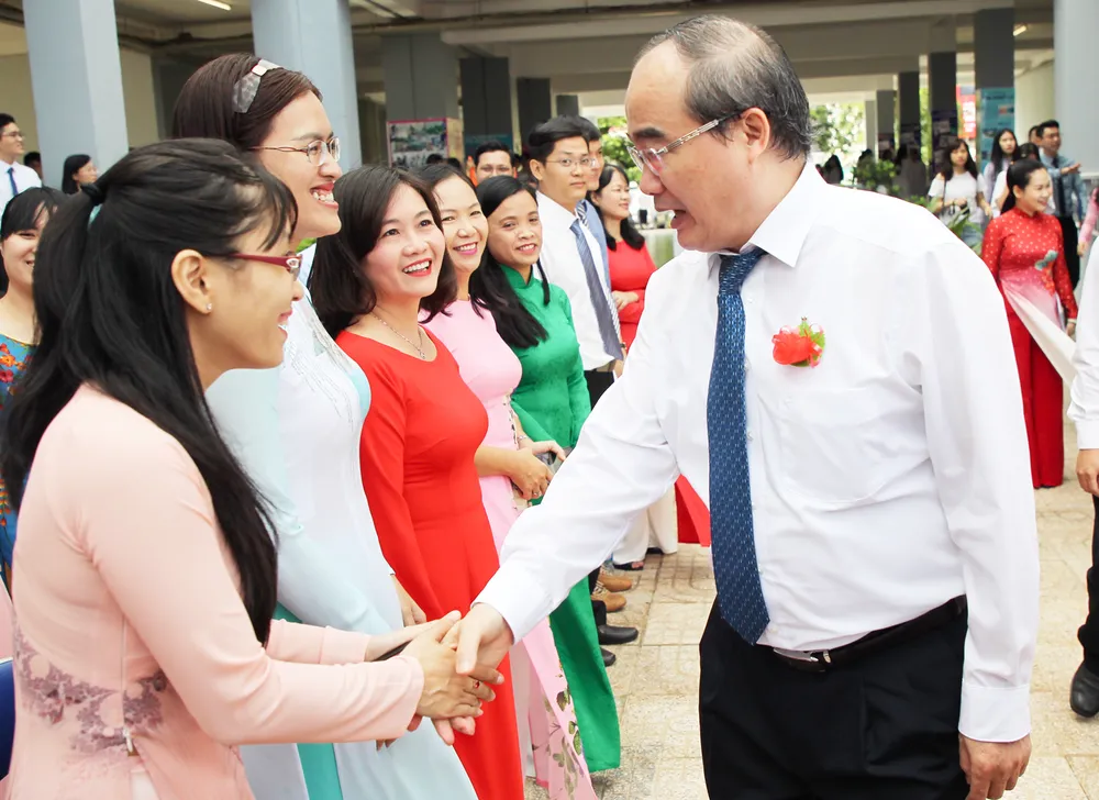 Xúc động lời nhắn gửi “Học để làm gì?” của Bí thư Thành ủy TPHCM Nguyễn Thiện Nhân  ảnh 2