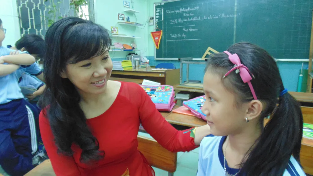 Nhiều băn khoăn xung quanh chính sách chi thu nhập tăng thêm cho giáo viên ảnh 1