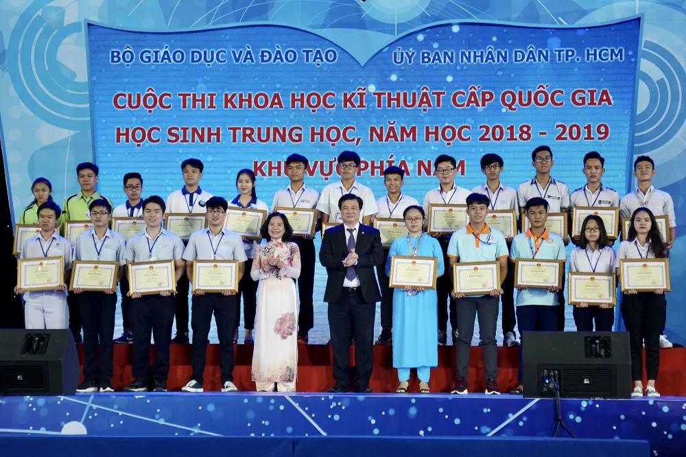 122 dự án nghiên cứu khoa học được trao giải tại cuộc thi Khoa học kỹ thuật khu vực phía Nam ảnh 3