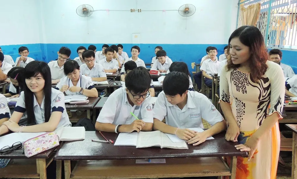 Hiệu trưởng chịu trách nhiệm hướng dẫn thí sinh làm hồ sơ dự thi THPT quốc gia 2019 ảnh 1