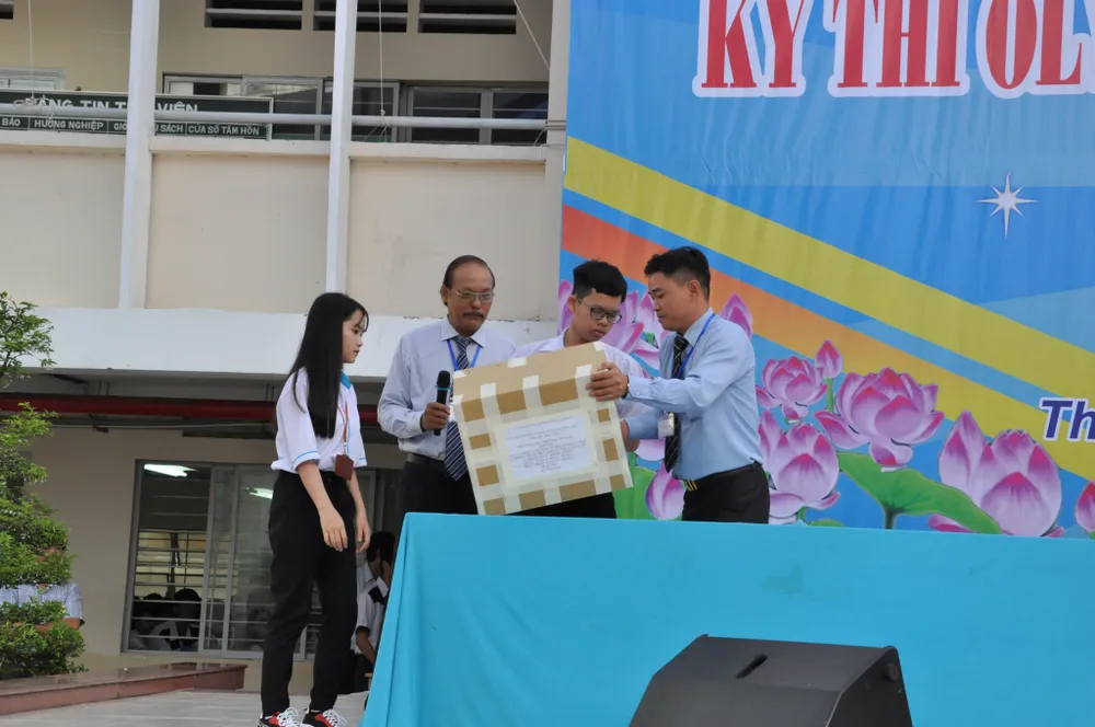 Hơn 7.000 học sinh THPT tham gia kỳ thi Olympic Tháng 4 năm 2019 ảnh 1