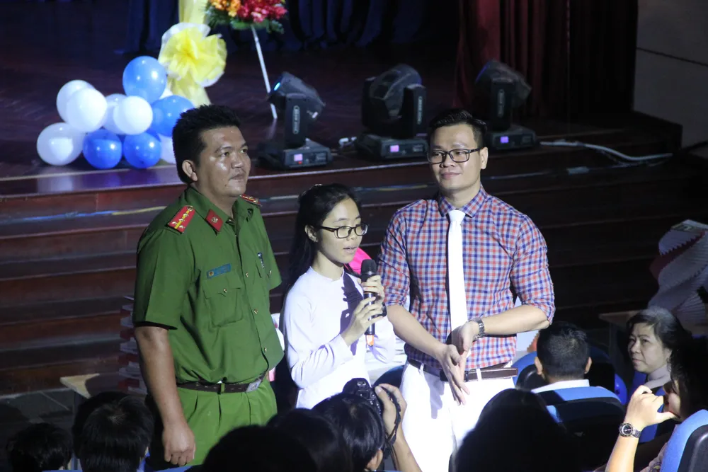 Xúc động dự án học Văn qua những cánh thư viết tay của học sinh TPHCM ảnh 3