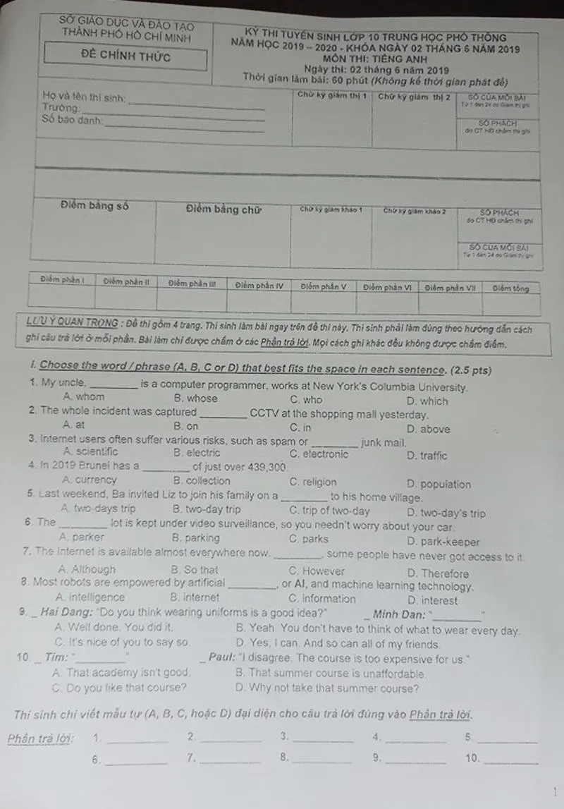Sở GD-ĐT TPHCM xác nhận đề thi tuyển sinh lớp 10 môn tiếng Anh có sai sót ảnh 1