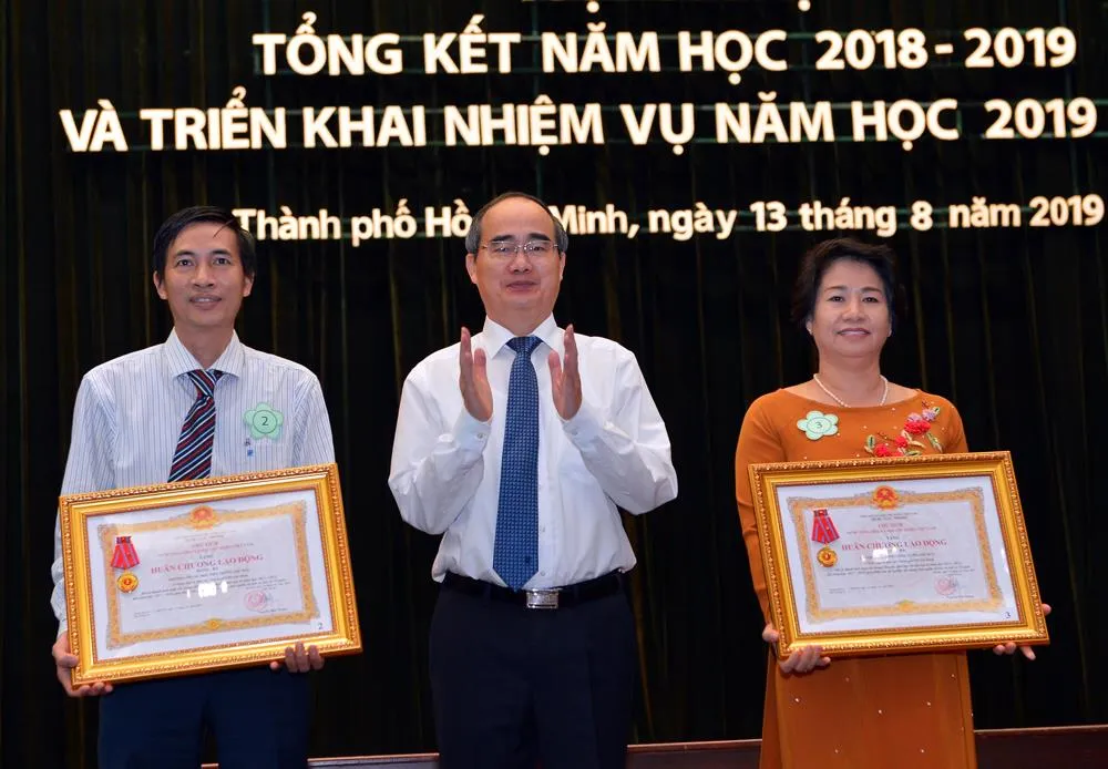 Nâng cao chất lượng giáo dục đạt trình độ quốc tế ảnh 4