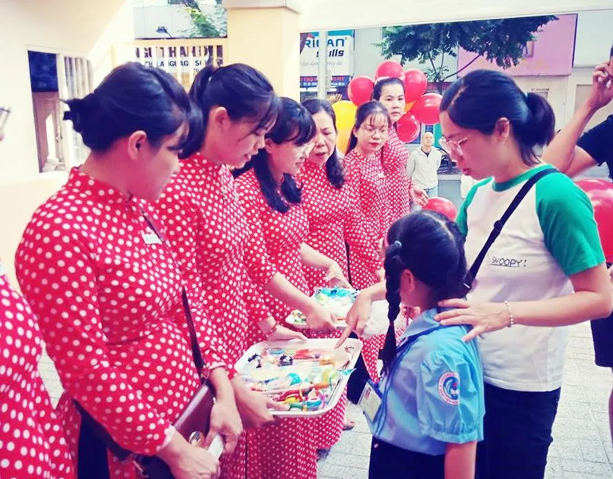 TPHCM: Hơn 1,3 triệu học sinh tựu trường ảnh 1