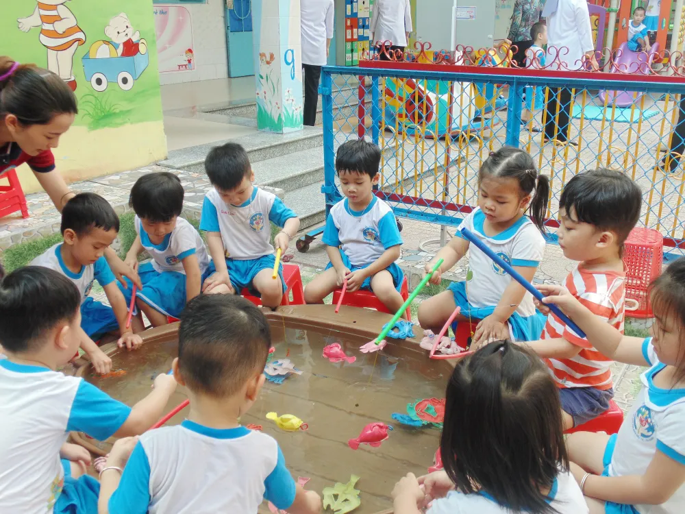 TPHCM: Tăng cường chăm sóc, bảo vệ trẻ em, chống bạo lực học đường ảnh 1