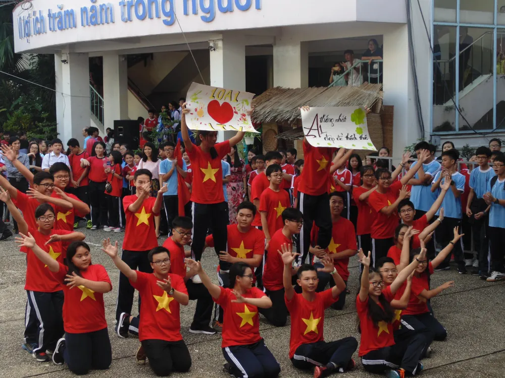 Báo động tỷ lệ đoàn viên trong học sinh tại các trường phổ thông ở TPHCM ảnh 1