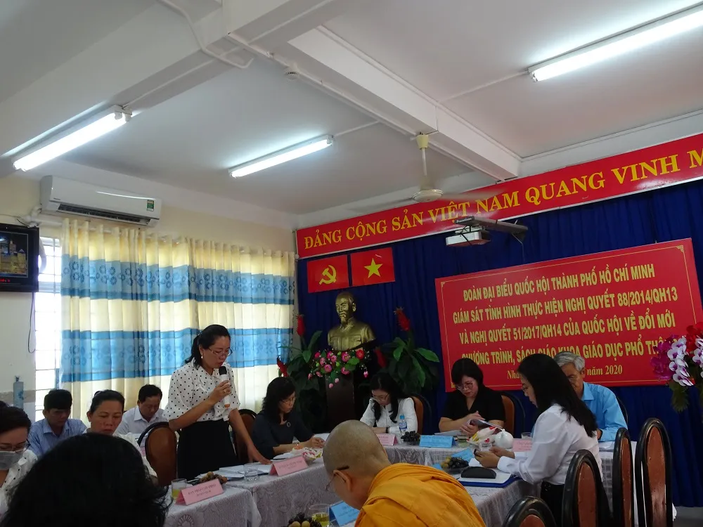 TPHCM: Triển khai 3 giai đoạn tập huấn giáo viên dạy lớp 1 thực hiện chương trình GDPT mới  ảnh 1