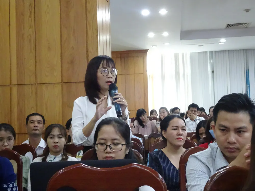 TPHCM: Bàn giải pháp khắc phục khó khăn của chương trình GDPT mới ảnh 2