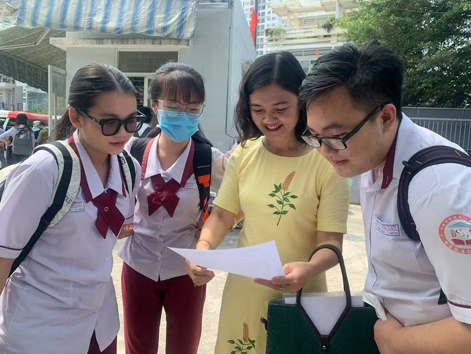 TPHCM: Hơn 6.000 học sinh đoạt giải thưởng cao trong kỳ thi học sinh giỏi cấp TP ảnh 1