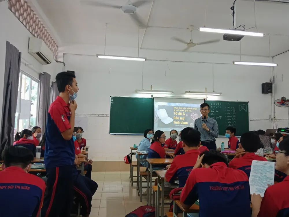 Giáo dục văn hóa Việt Nam và kỹ năng sống cho học sinh THPT ảnh 2