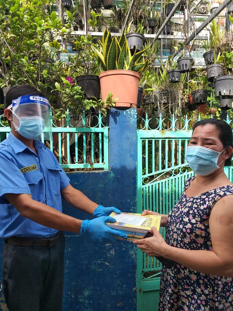 TPHCM: Đẩy nhanh tiến độ bàn giao SGK trong 2 ngày 6 và 7-9 ảnh 2