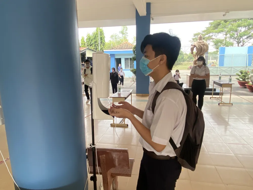 Huyện Củ Chi: Hơn 87% học sinh khối 7, 8 đi học trong ngày đầu tiên trở lại trường ảnh 1