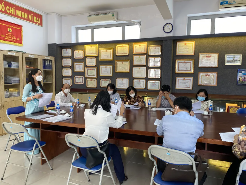 Huyện Nhà Bè: Khó khăn trong việc trả lương cho nhân viên hợp đồng khi học sinh đi học 1 buổi/ngày ảnh 2