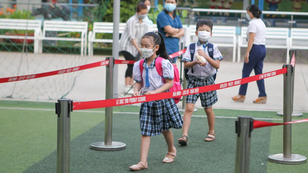 TPHCM sẽ có hướng dẫn mới về quy trình xử lý F0 trong trường học ảnh 3