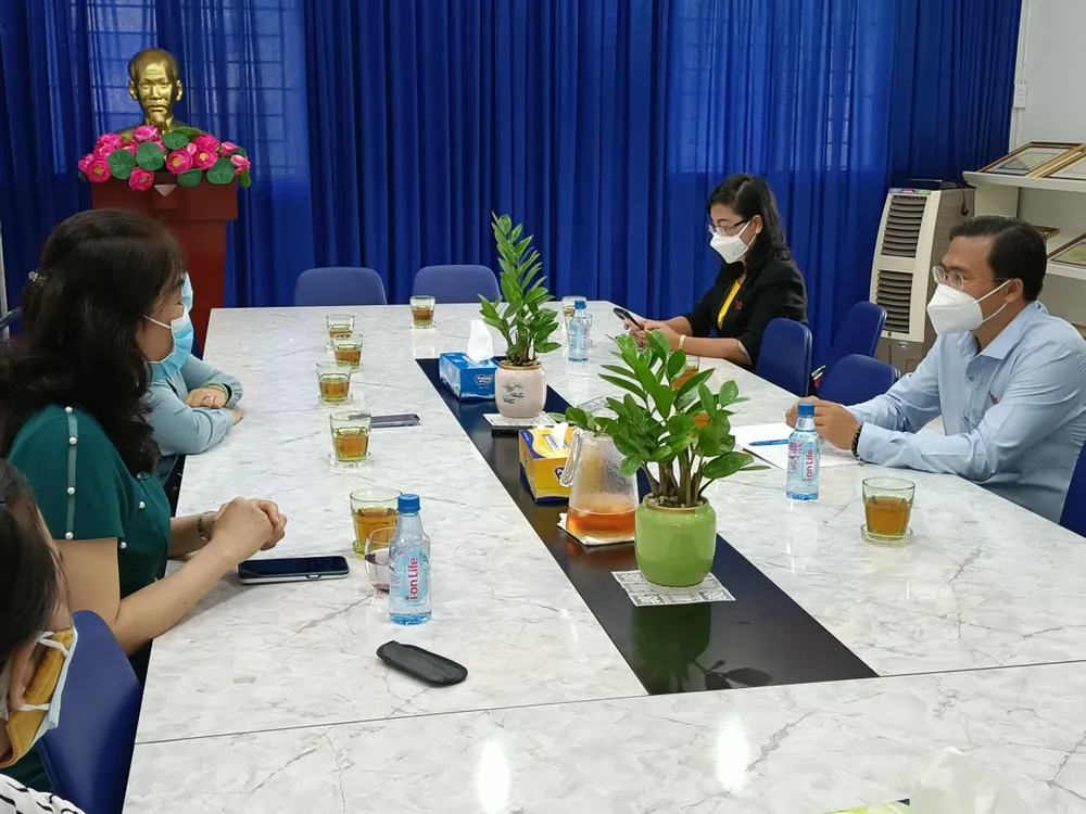 TPHCM: Đề xuất xã hội hoá vệ sinh phí cho trường học do ảnh hưởng Covid-19 ảnh 2