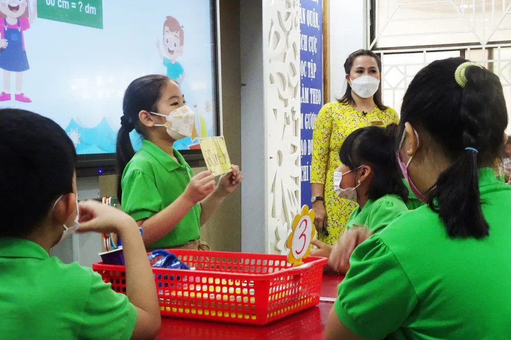 Học sinh Trường Tiểu học Kỳ Đồng (quận 3) trong một tiết học diễn ra vào cuối tháng 3-2022