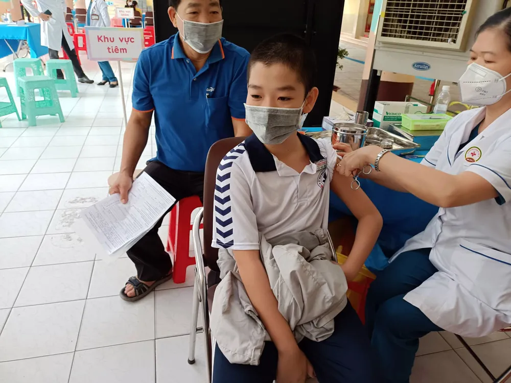 Ngày đầu tiêm vaccine cho trẻ từ 5 đến dưới 12 tuổi: Chú trọng an toàn hơn số lượng ảnh 9
