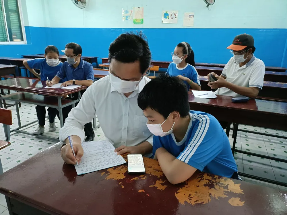 Ngày đầu tiêm vaccine cho trẻ từ 5 đến dưới 12 tuổi: Chú trọng an toàn hơn số lượng ảnh 1