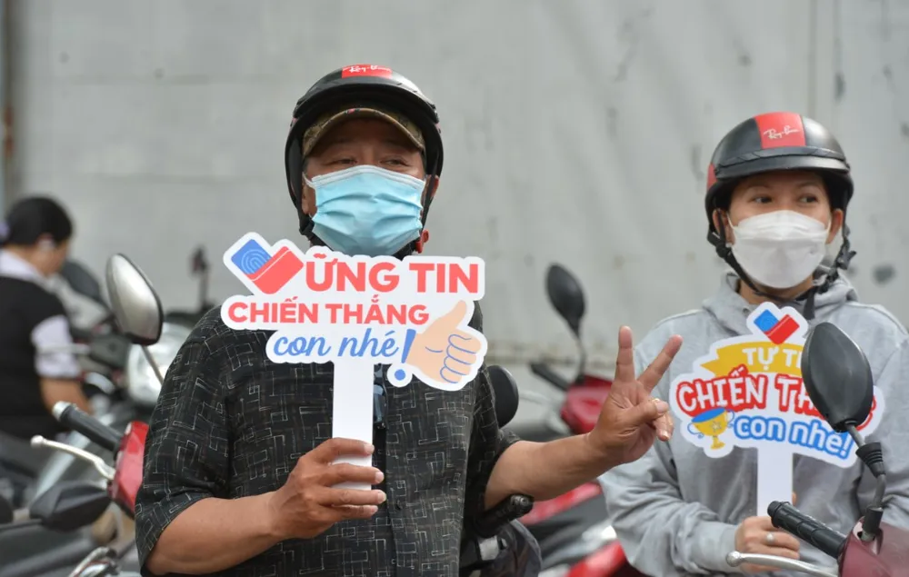 TPHCM: Một thí sinh mang điện thoại di động vào phòng thi môn Toán ảnh 4