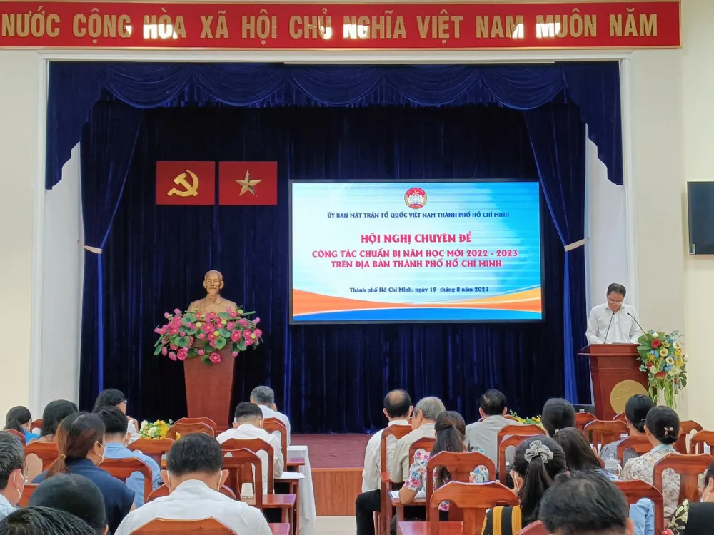 TPHCM: Phụ huynh đề xuất nâng cấp cơ sở vật chất nhà trường trước thềm năm học mới ảnh 1