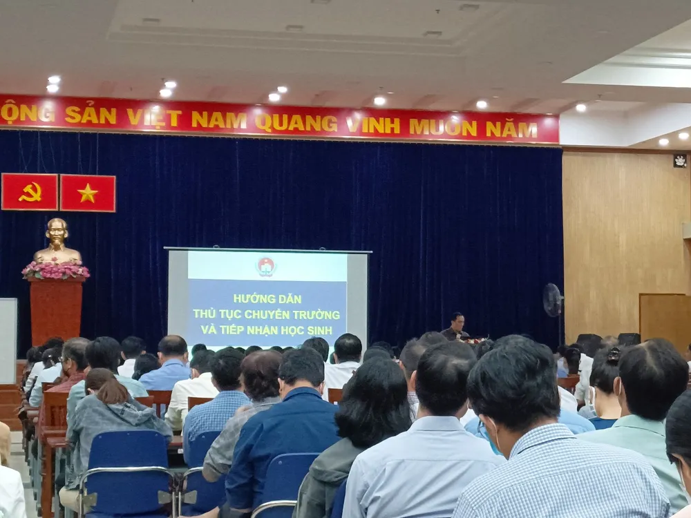 TPHCM: Hướng dẫn thủ tục chuyển trường cho học sinh trong năm học 2022-2023 ảnh 1