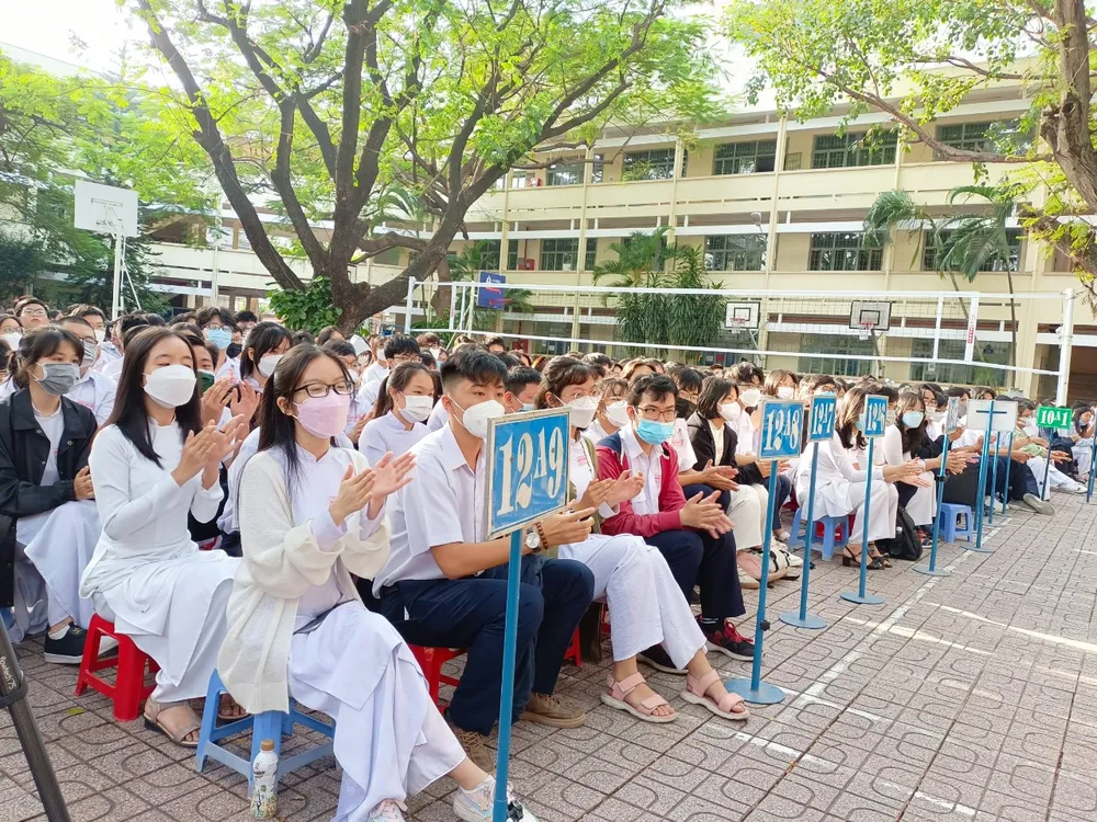 Tăng cường giáo dục nhận thức của học sinh thông qua “Không gian văn hóa Hồ Chí Minh“ ảnh 4