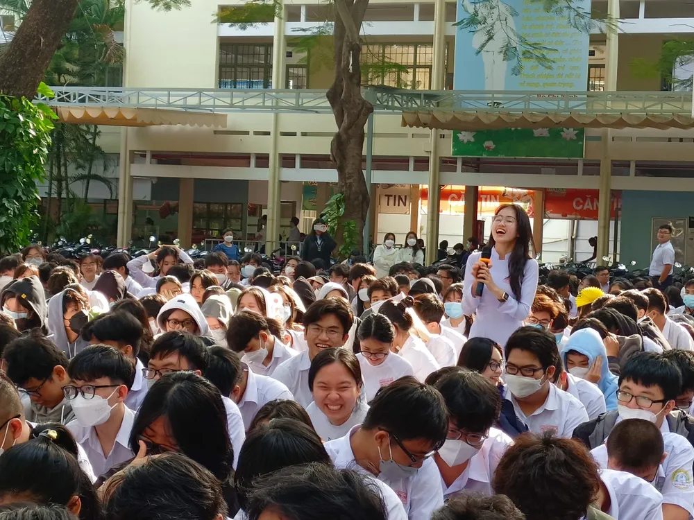 Sở GD-ĐT TPHCM yêu cầu chấn chỉnh giờ vào học tại các cơ sở giáo dục ảnh 1