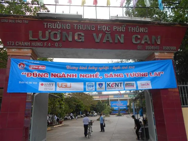 Trường THPT Lương Văn Can vừa có quyết định điều chuyển hiệu trưởng