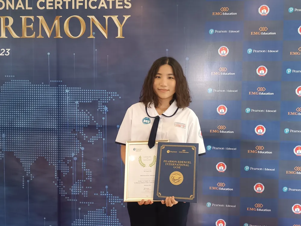 Huỳnh Hà Mi là thí sinh đạt điểm tuyệt đối cả 3 môn thi tại kỳ thi lấy chứng chỉ Tú tài quốc tế International GCSE