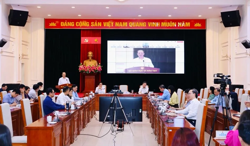 Bộ GD-ĐT yêu cầu tiếp tục triển khai các giải pháp thực hiện hiệu quả Thông tư 29 về dạy thêm, học thêm