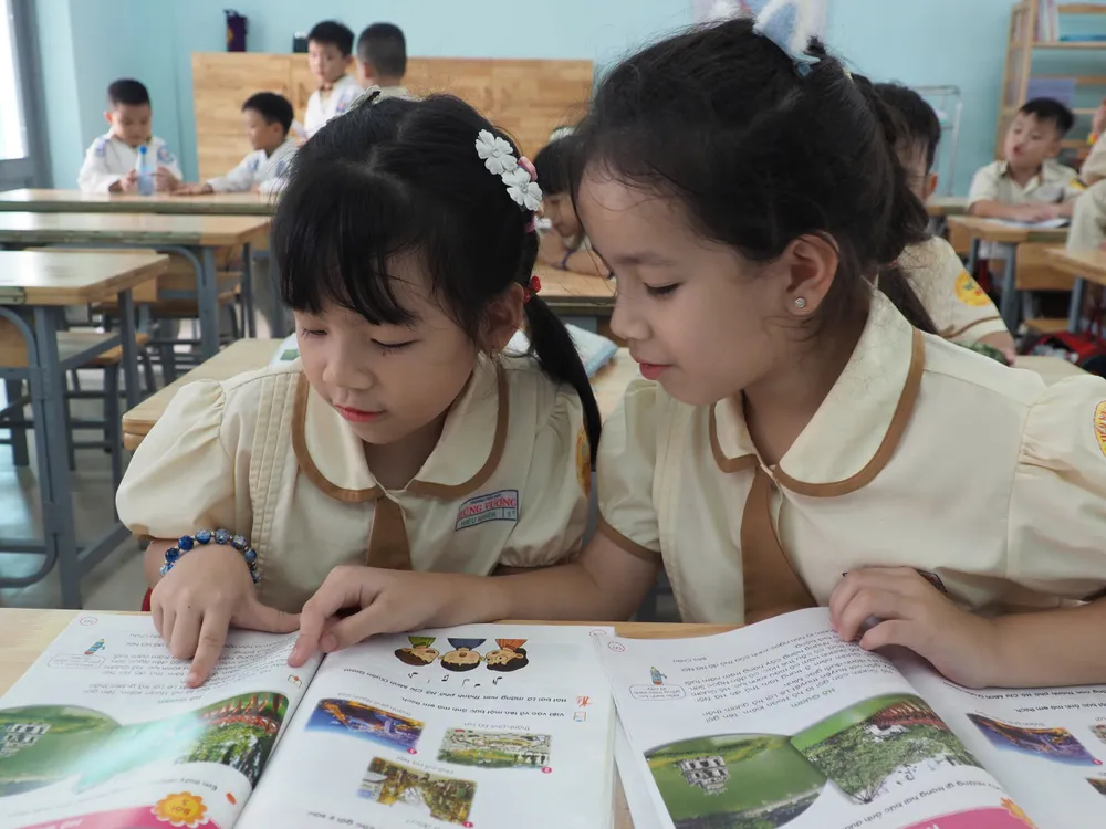 Học sinh Trường Tiểu học Hùng Vương (phường Tân Hòa, TPHCM) trong một giờ học
