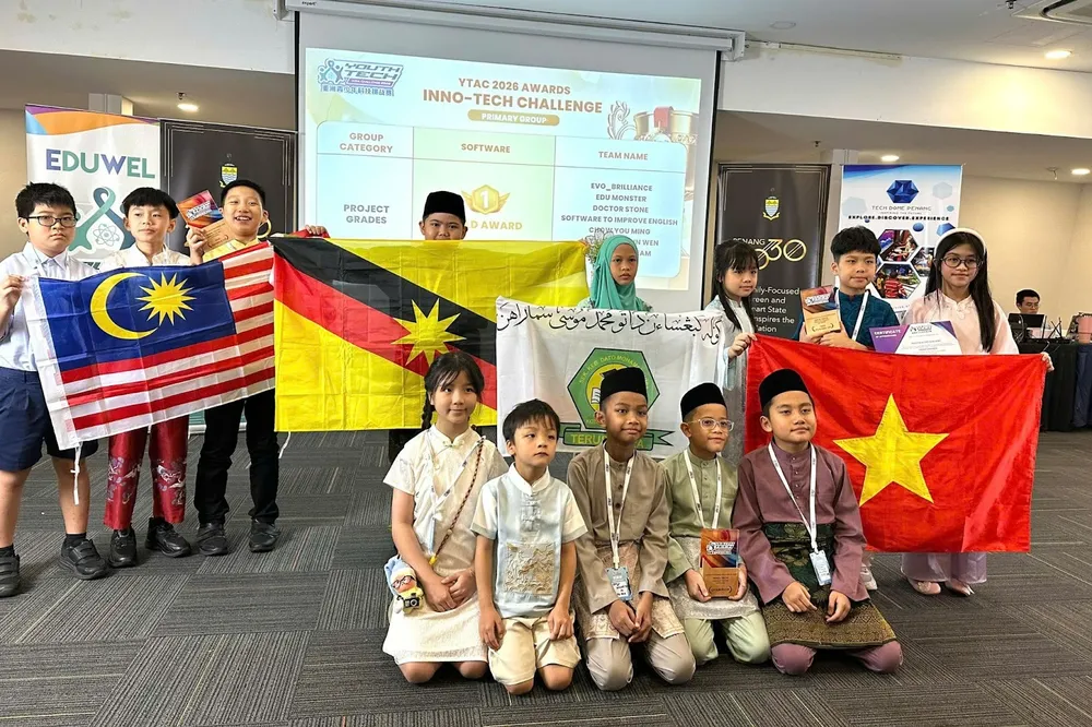 Các đội thi đoạt giải vàng bảng Inno-Tech Primary dành cho học sinh tiểu học