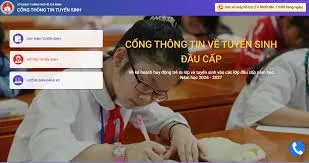 TPHCM: Hệ thống tuyển sinh đầu cấp quá tải trong ngày đầu mở cổng