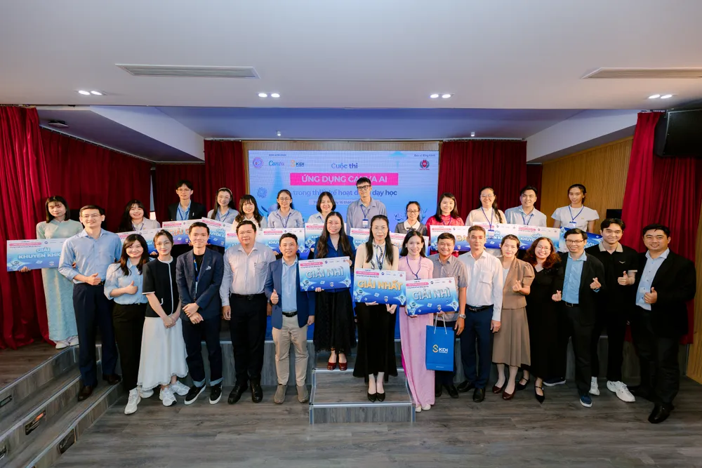 Top 16 giáo viên tham gia Vòng Chung kết Cuộc thi “Ứng dụng Canva AI trong thiết kế hoạt động dạy học”