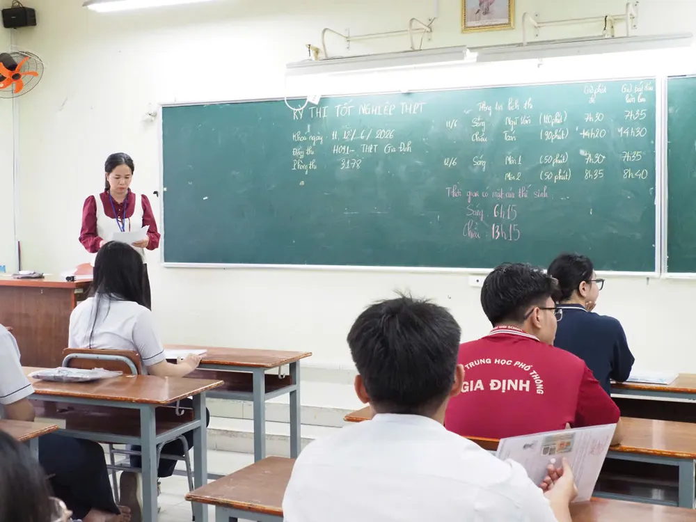 Thí sinh làm thủ tục dự thi tốt nghiệp THPT năm 2026 vào chiều 10-6. 