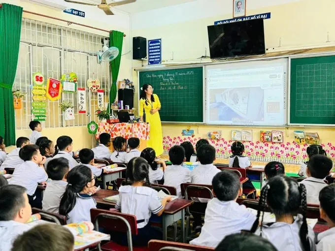 Học sinh Trường Tiểu học Thuận Kiều (phường Đông Hưng Thuận, TPHCM) trong giờ học. Ảnh minh họa.