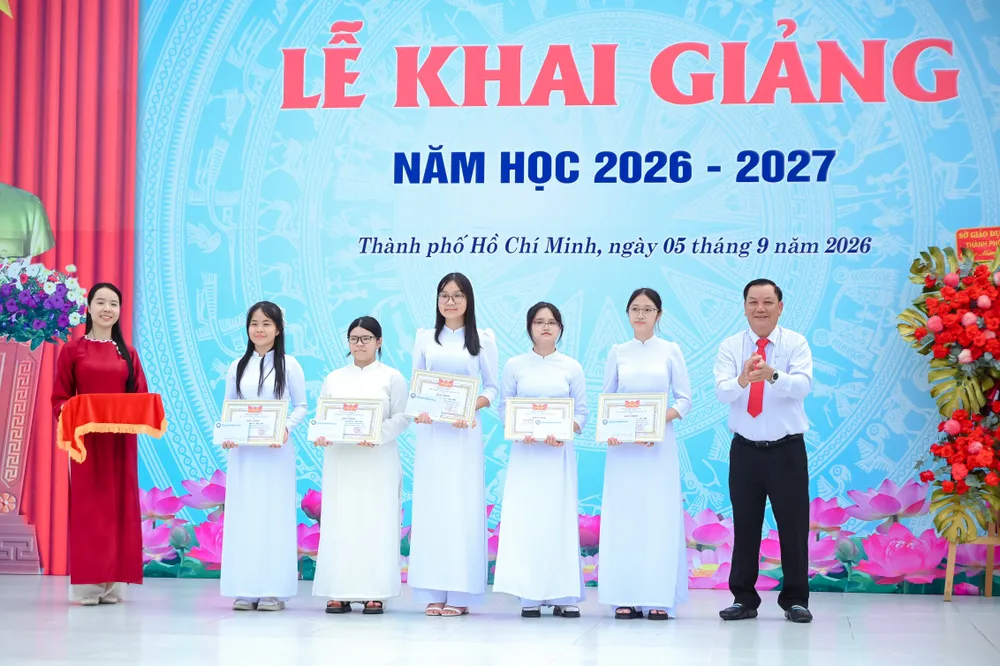 NIS_5169.jpg