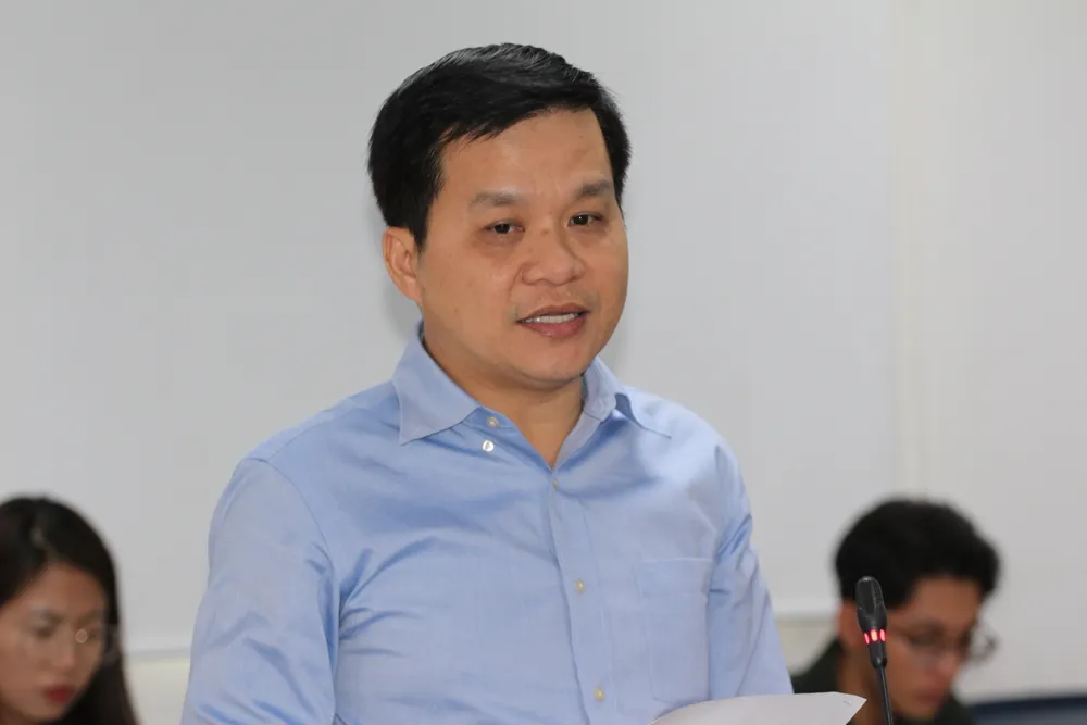 Giám đốc Trung tâm Kiểm soát bệnh tật TPHCM (HCDC) Nguyễn Hồng Tâm thông tin tại cuộc họp