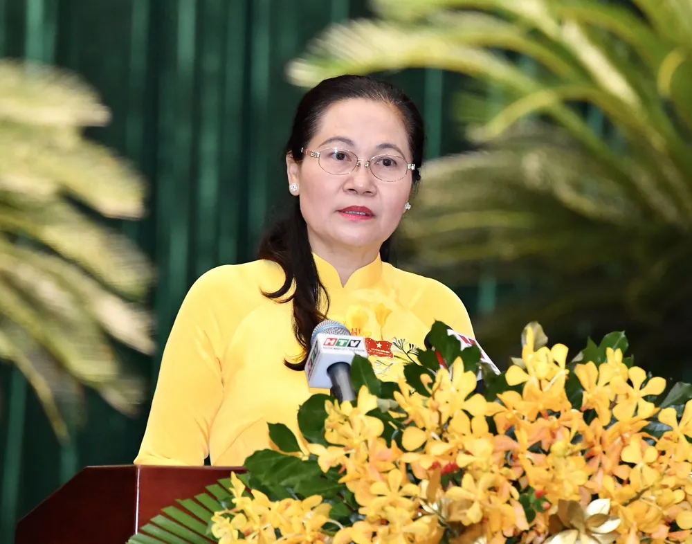 Chủ tịch HĐND TPHCM Nguyễn Thị Lệ phát biểu bế mạc kỳ họp. Ảnh: VIỆT DŨNG